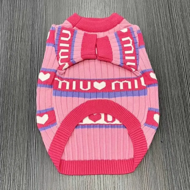 Pink Perfection: Autumn/Winter Luxury Pet Dog Clothes - Keep Warm Knit Sweater for Cats and Dogs, Fashionable Comfort for Schnauzers and Teddies